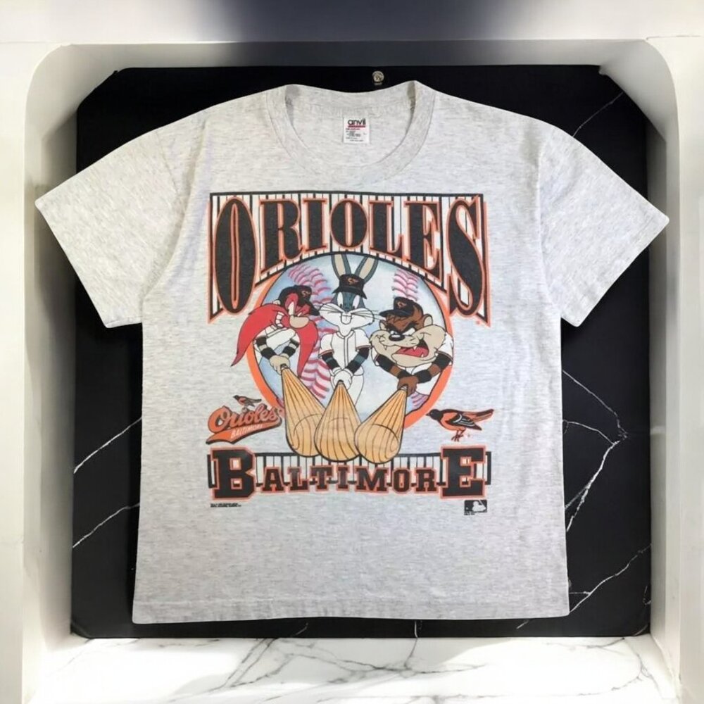 Baltimore Orioles Baseball  Looney Tunes T-shirt Unisex VN5370